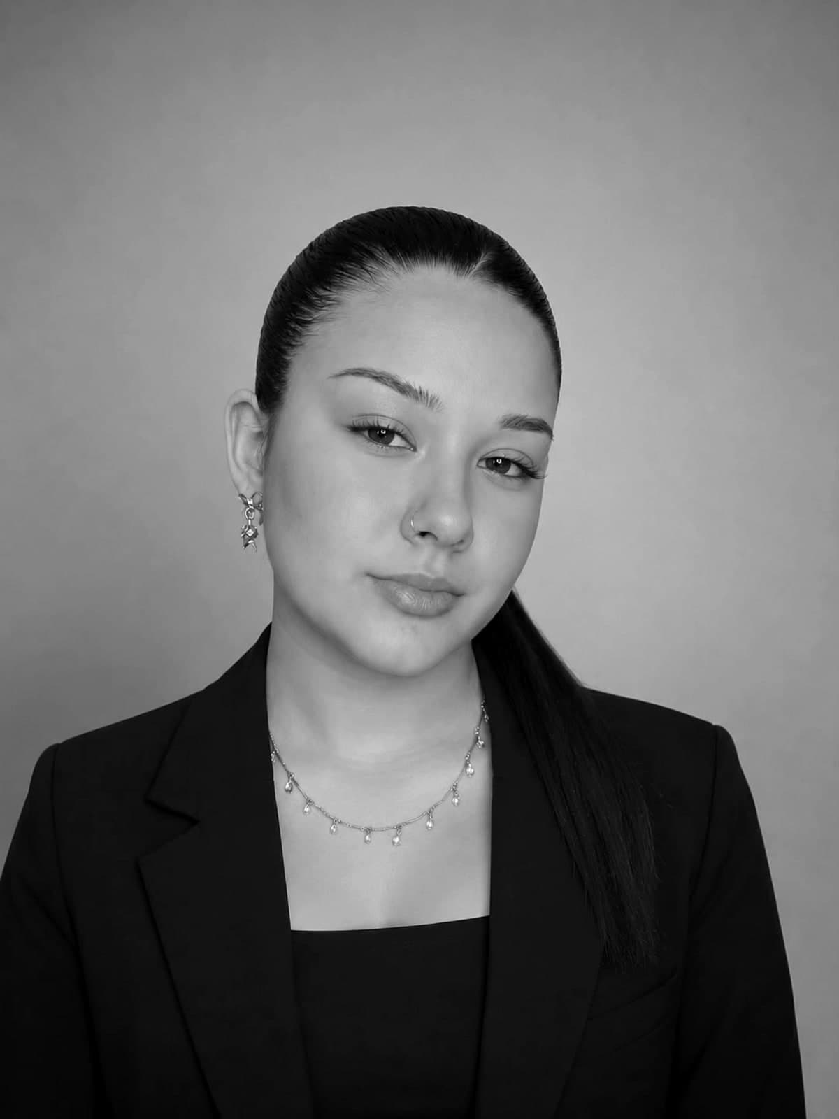 Nisa Eylül Çifci · DMR Hair Studio ekibi