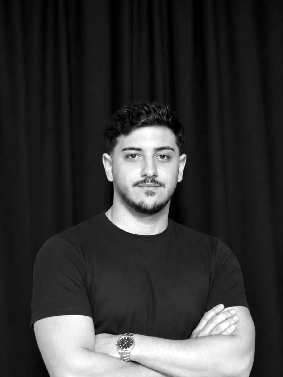 Taha Kutaş · DMR Hair Studio ekibi